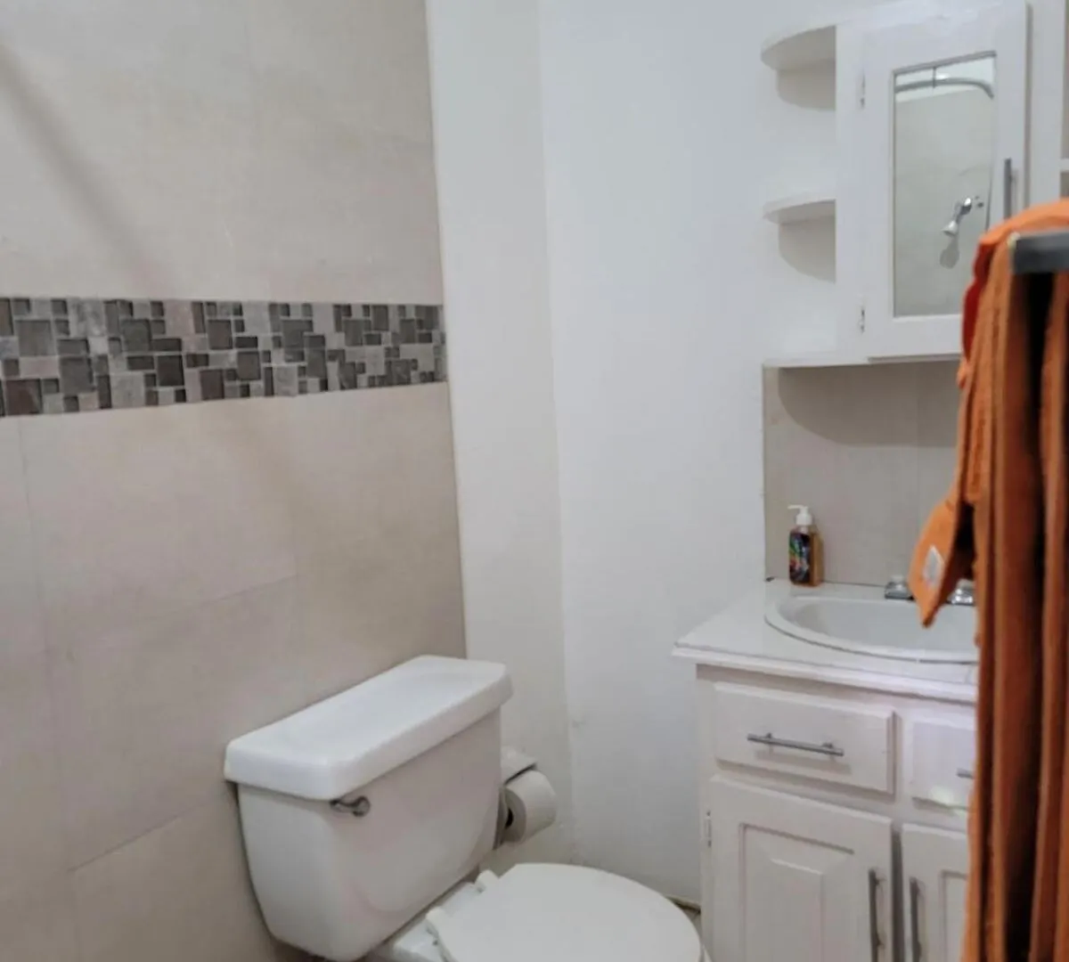 Modern 2 Bedroom With Free Parking, Green Spaces, Swimming Pool & Beach Access Negril 0*,